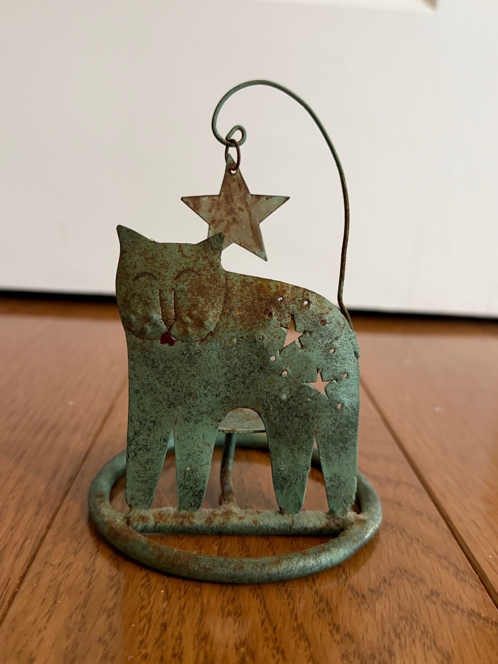 Rustic Green Cat Star tealight/votive holder - Home Decor